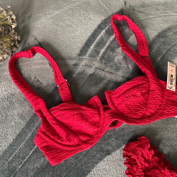 Victoria's Secret, Full Coverage Top, & Cheeky Bottoms, NEW! - Picture 6 of 10